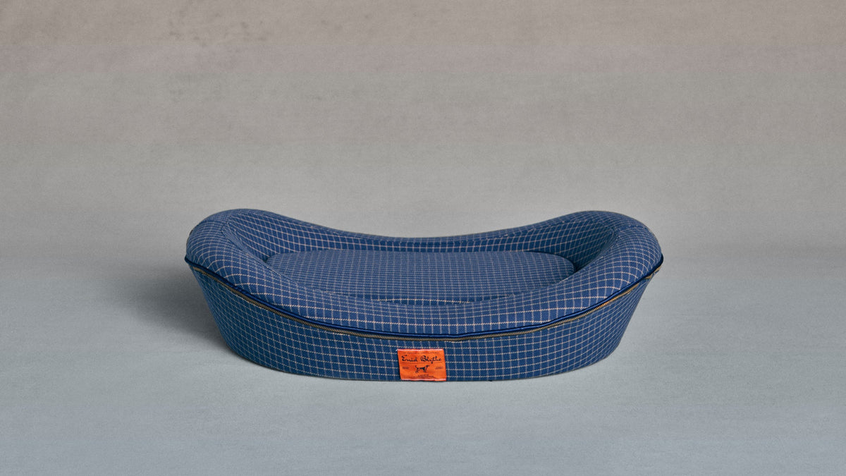 Enid Blythe Timeless Dog Bed in Wren's Blueprint