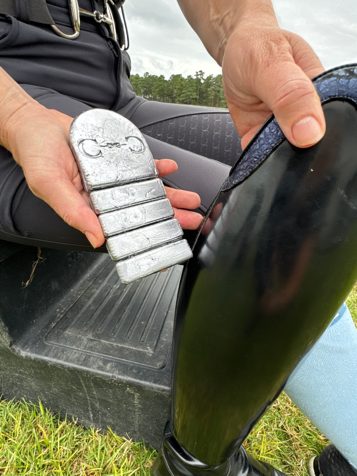 Correct Connect - Equisole-Weighted Training Aid for Equestrians