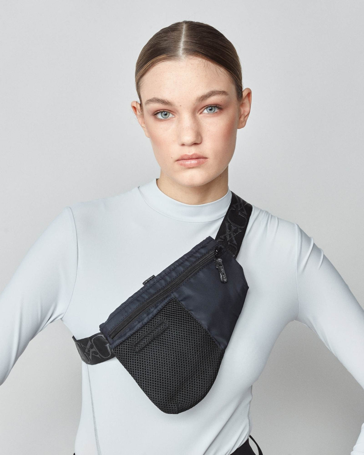 Yagya Carry On Belt Bag