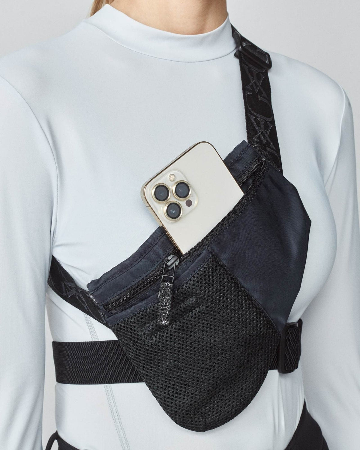 Yagya Carry On Belt Bag