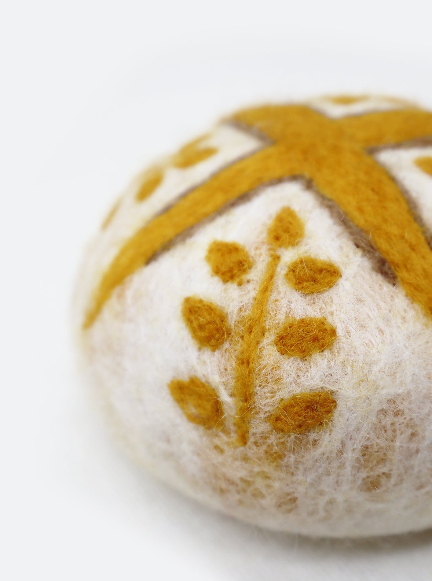 MODERNBEAST - Sourdough Loaf Wool Dog Toy