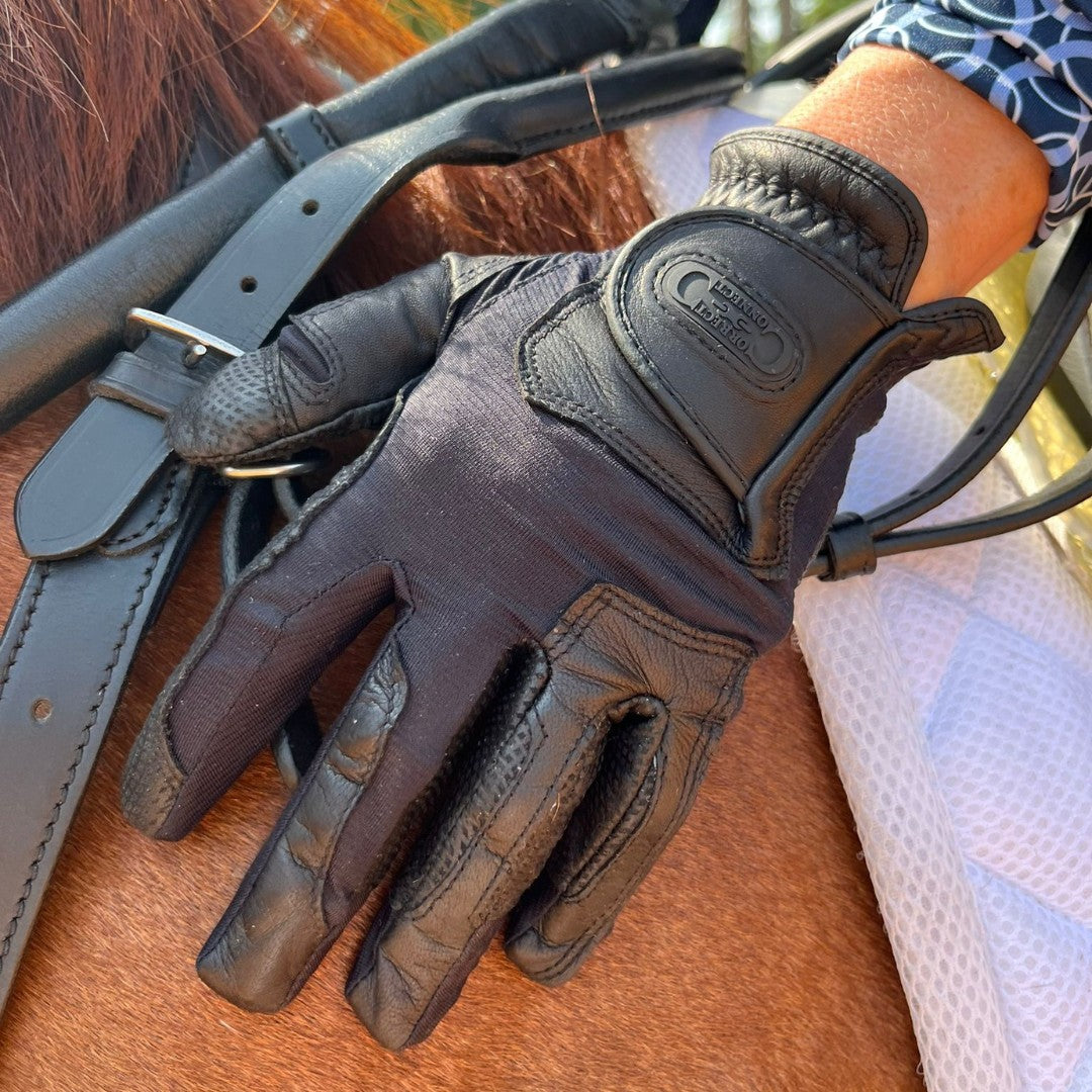Correct Connect - Tackified Copper Tech™️ Leather Premium Riding Glove in Black