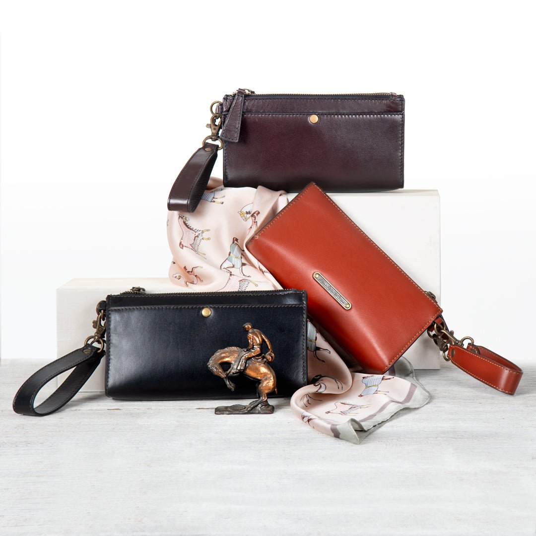 Urban Equestrian Caravel Wristlet Clutch - Luxury Leather Handbag in Deep Brown