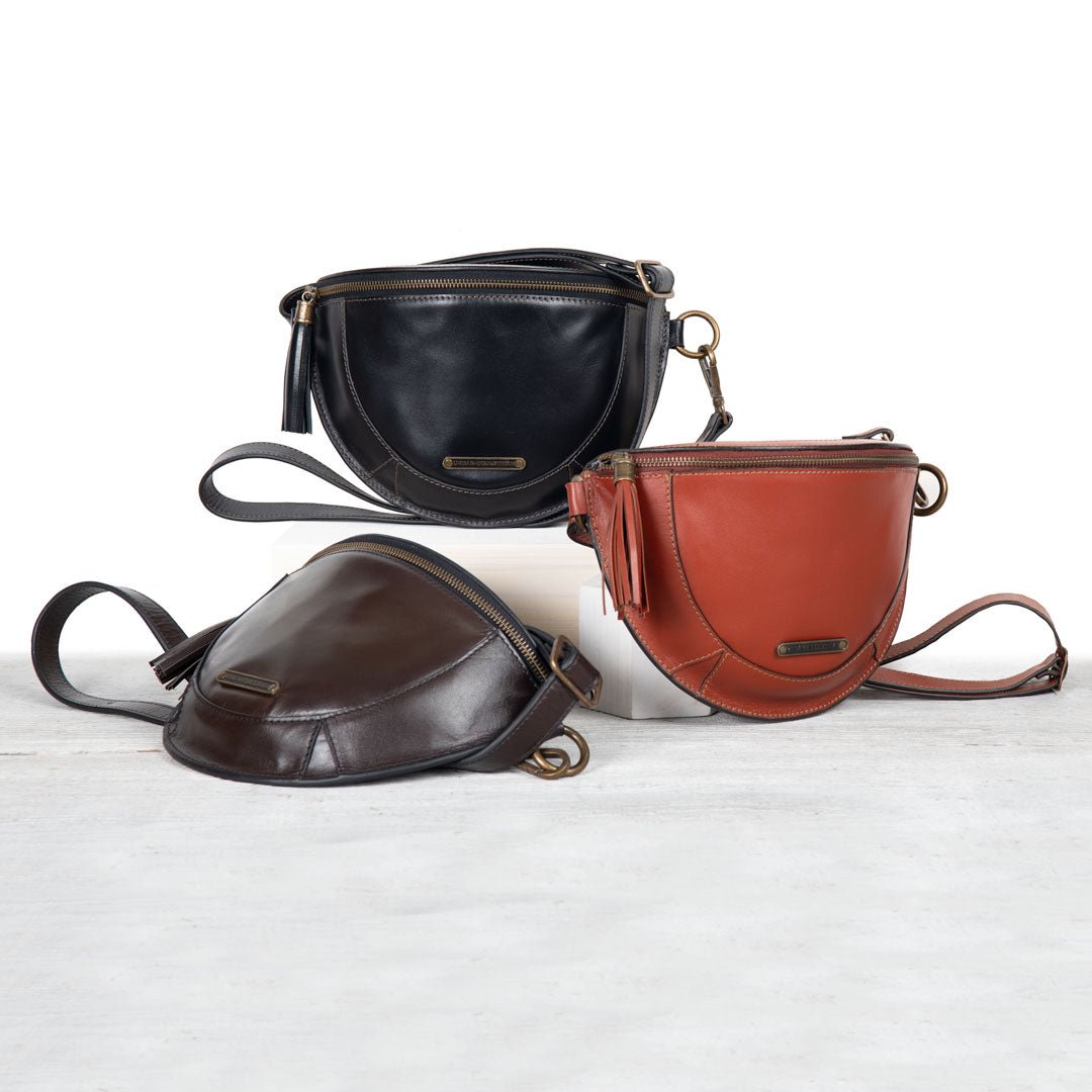 Urban Equestrian - Sonoma Sling Bag in Black