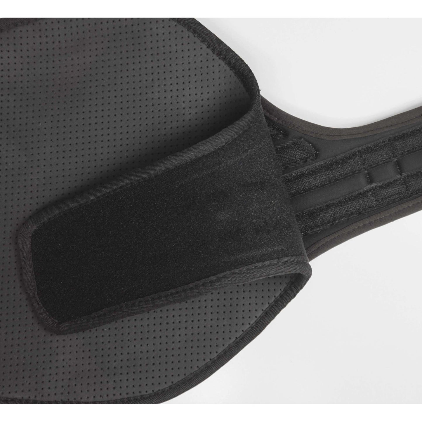 Majyk Equipe - Ergonomics 'Superhorse' Monoflap Girth with Neoprene-Free Liner