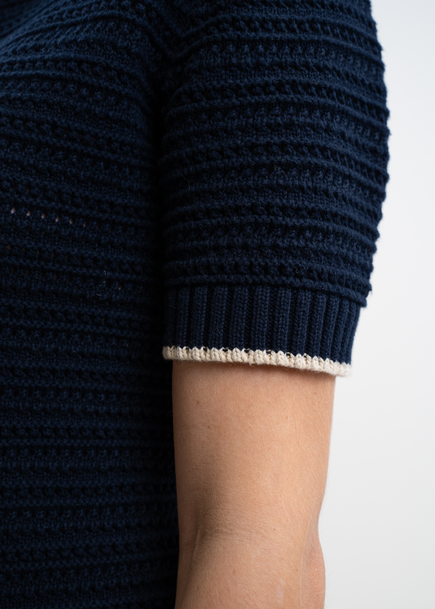 Harcour USA - Pony - Womens Knit Top