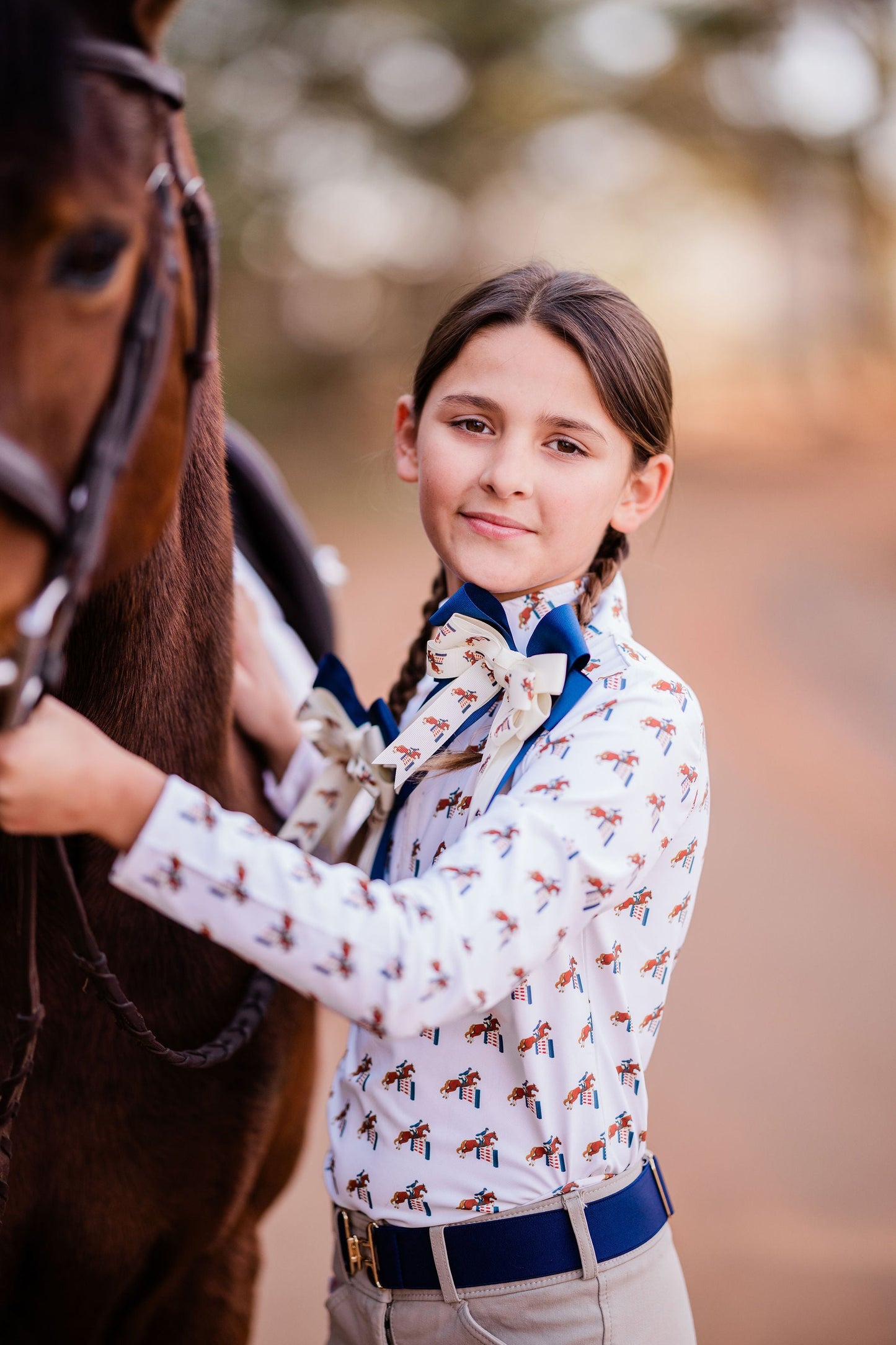 The Proper Fox - Equestrian Horse Show Bow - Jumping Horse Pattern