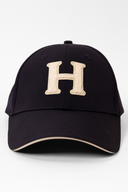 Harcour USA - Benedicte Cap