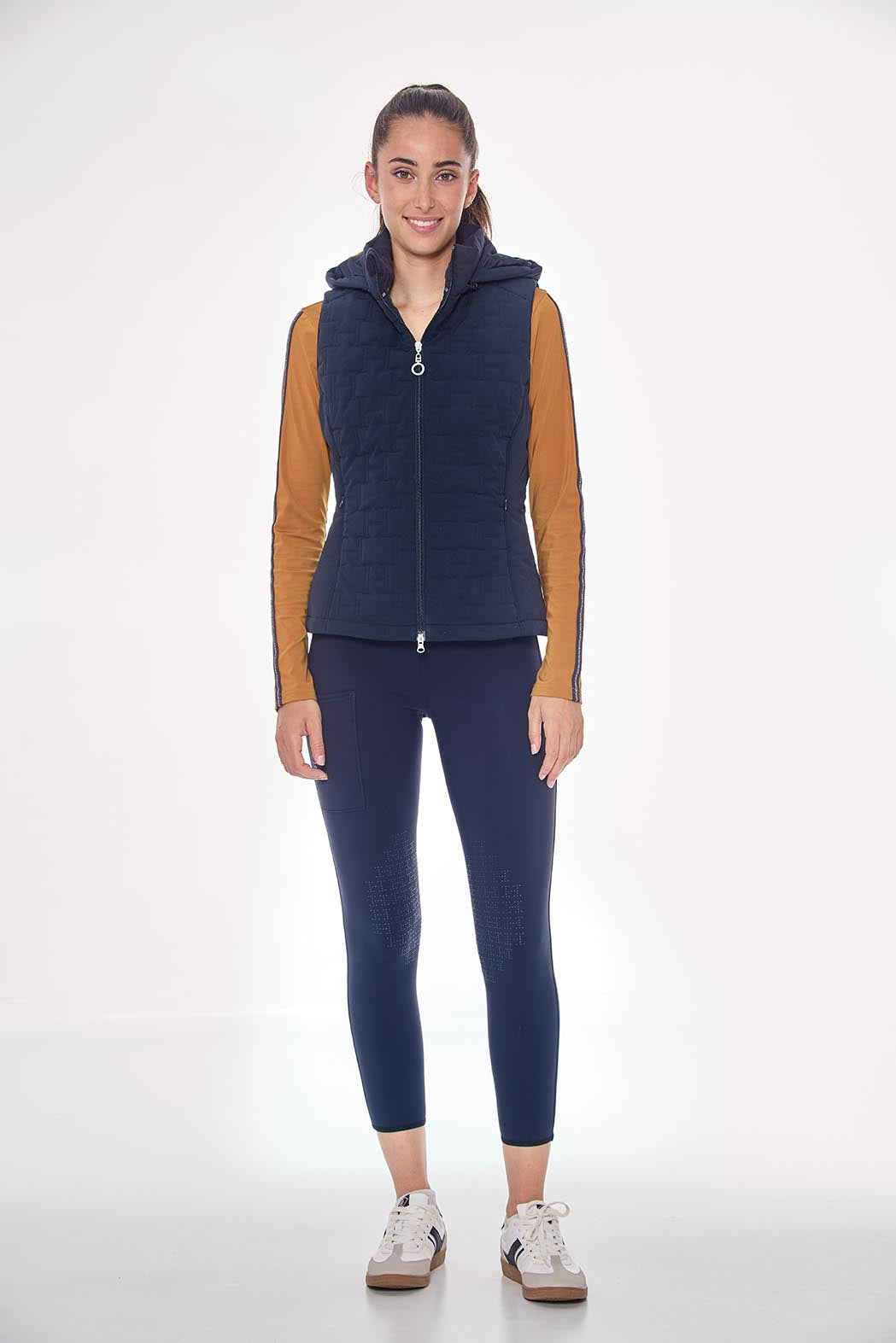 Harcour USA - Bernie Vest
