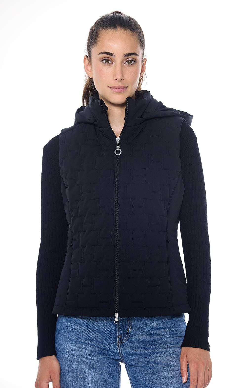 Harcour USA - Bernie Vest