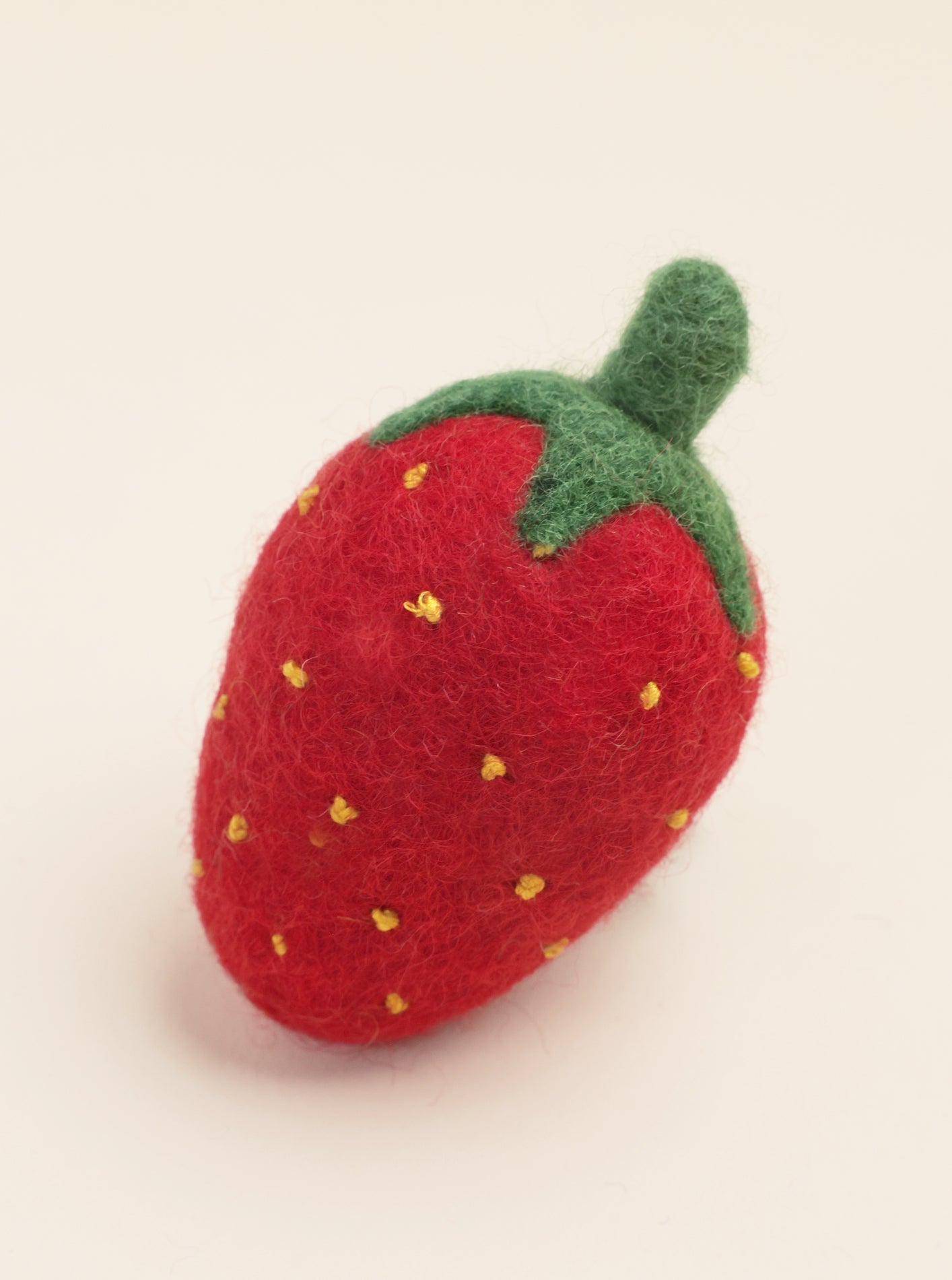 MODERNBEAST Doggy Strawberry