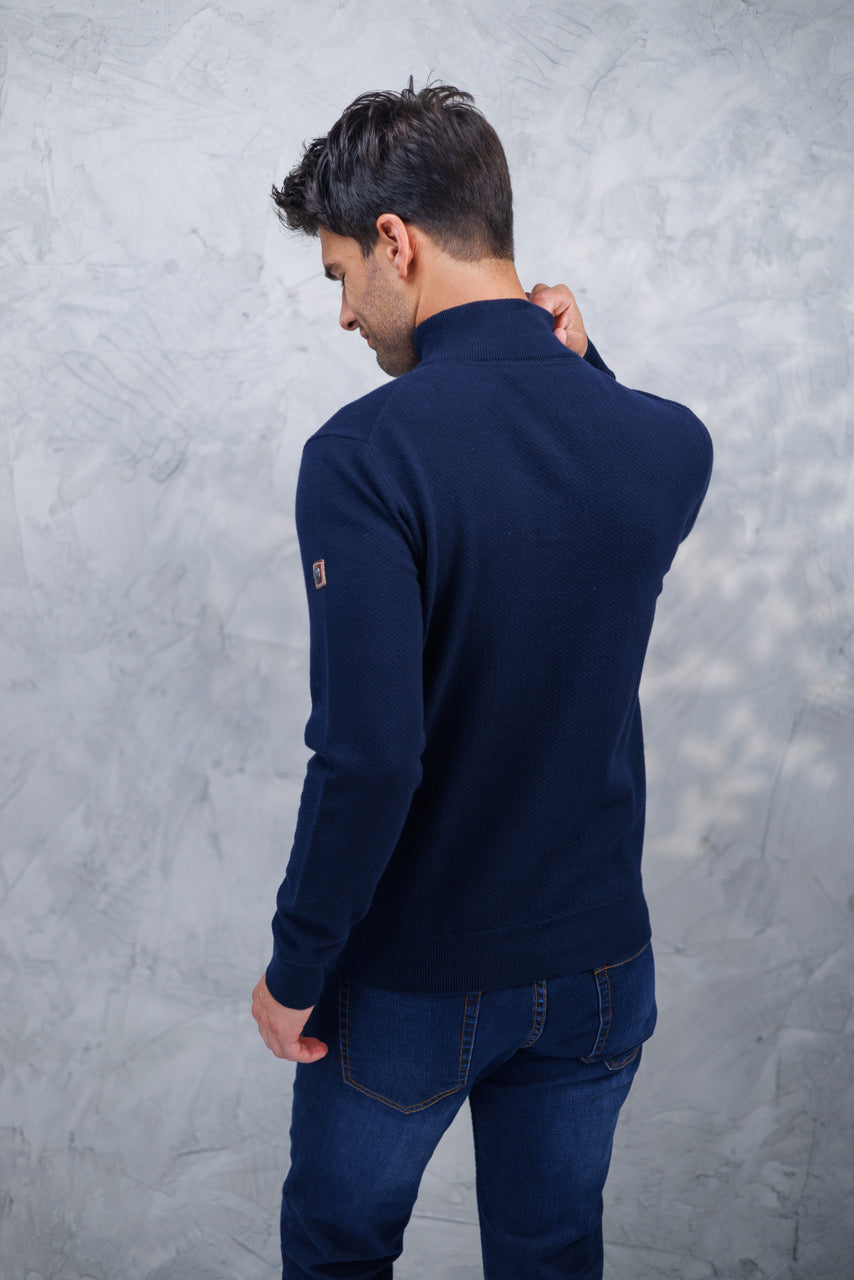 Harcour USA - Douglas Unisex Pullover Sweater