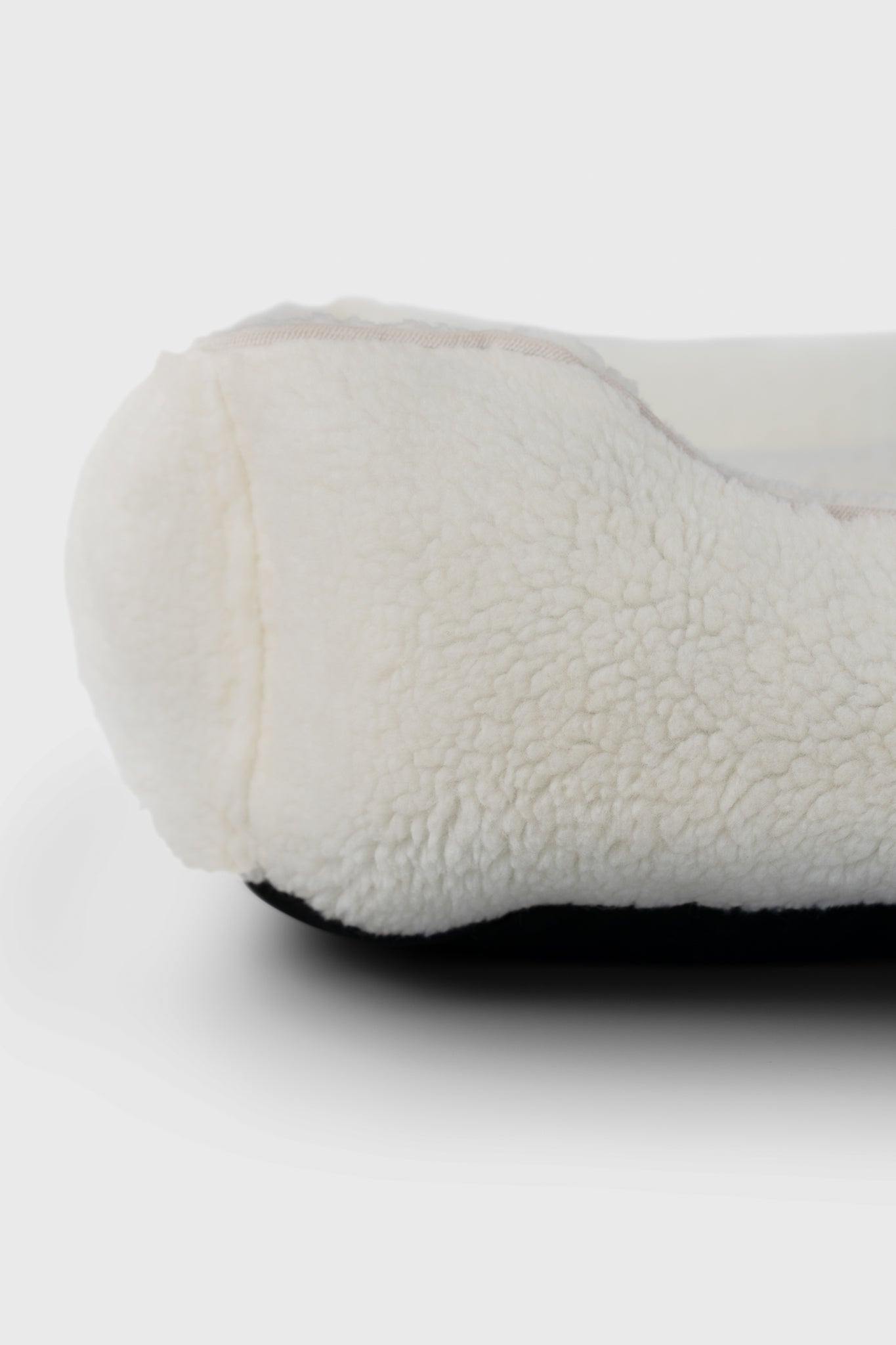 Chester & Lee Furry Sleeper Dog Bed Beige