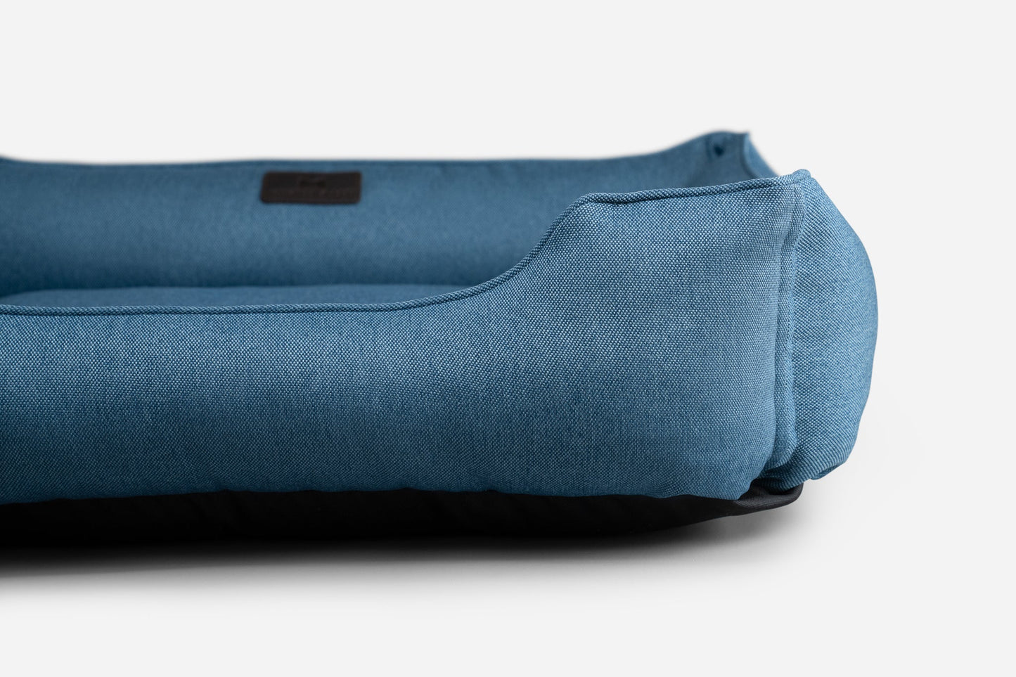Chester & Lee Cotton Sleeper Dog Bed Denim