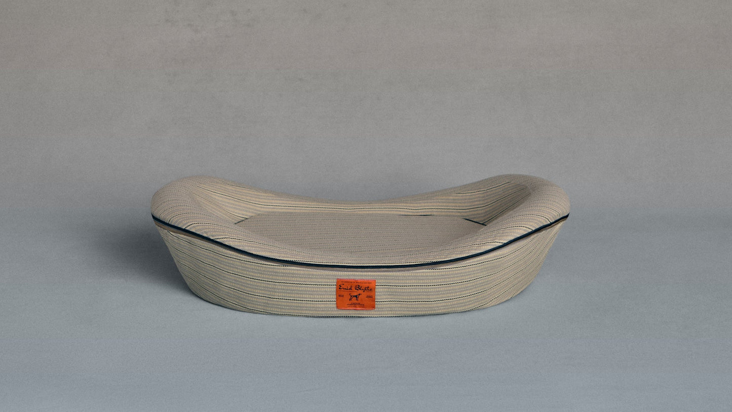 Enid Blythe Timeless Dog Bed in Finch & Flint