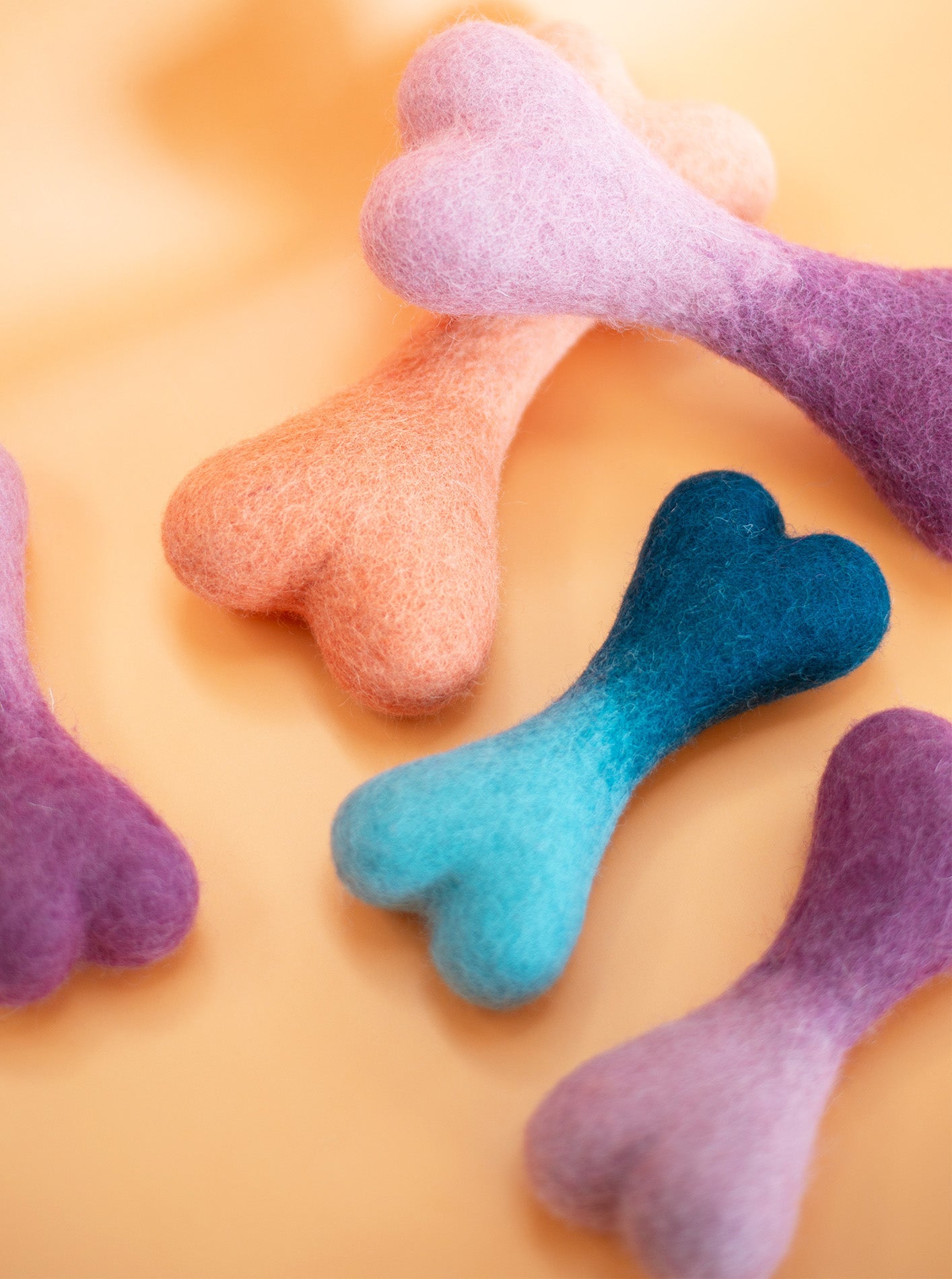 MODERNBEAST Ombre Woolbone