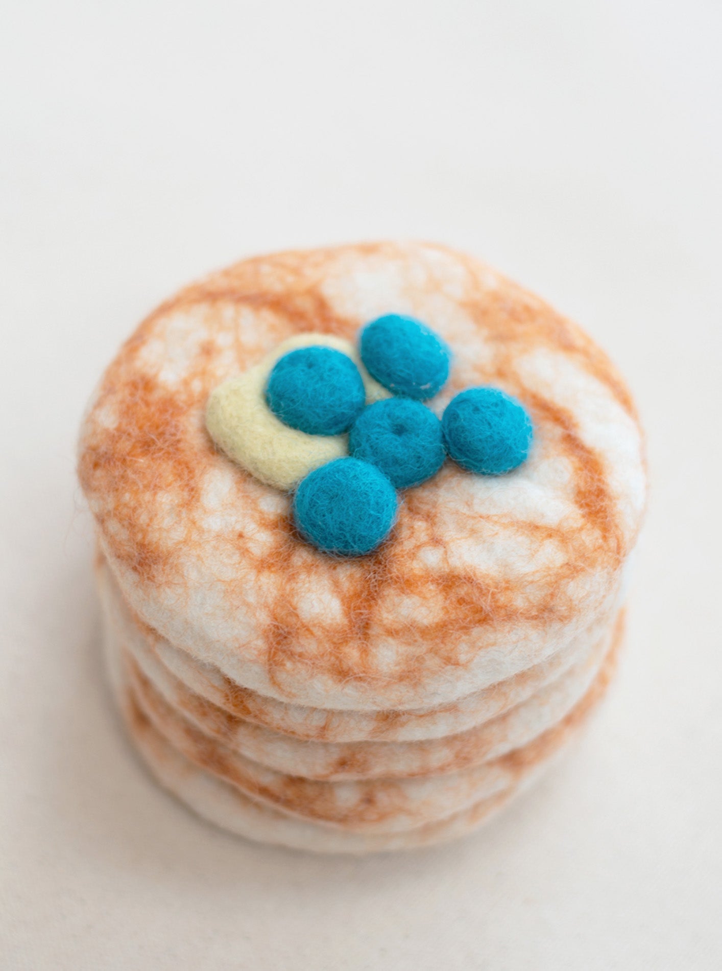 MODERNBEAST -  Stack of Pancakes Wool Dog & Cat Toy