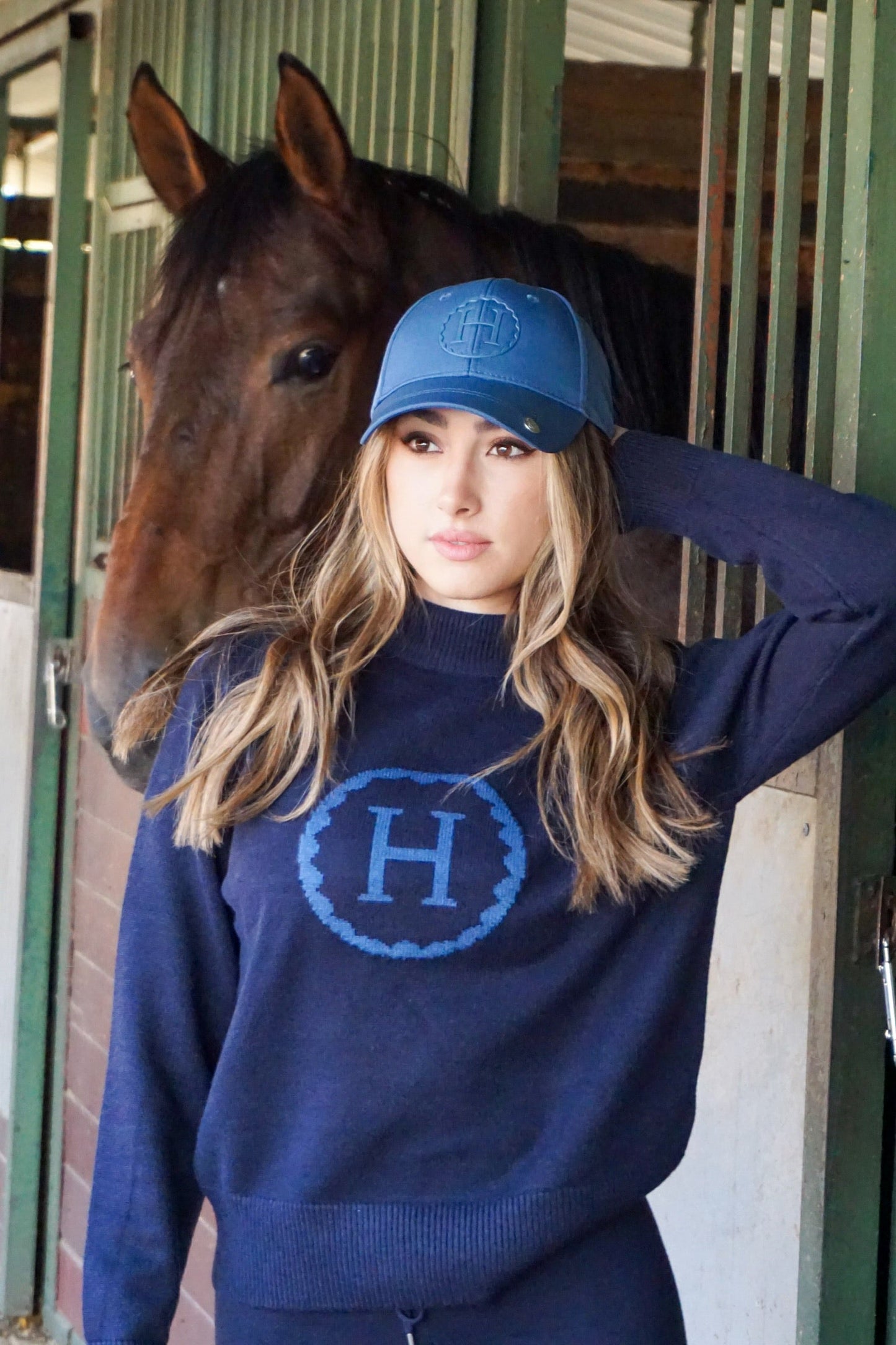 Harcour USA - Plaza Womens Pullover Sweater