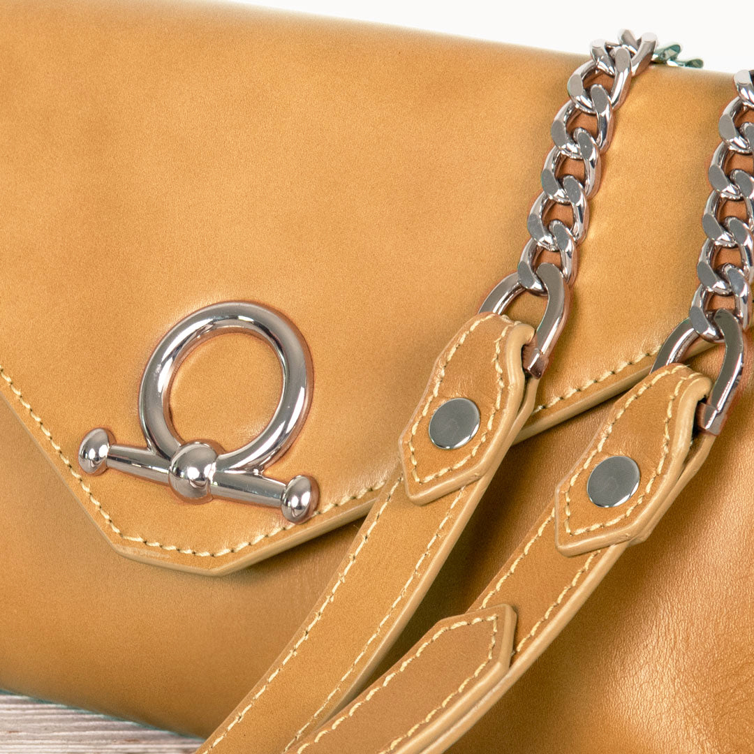 Urban Equestrian Del Mar - Horse Bit Crossbody Luxury Leather Handbag in Caramel