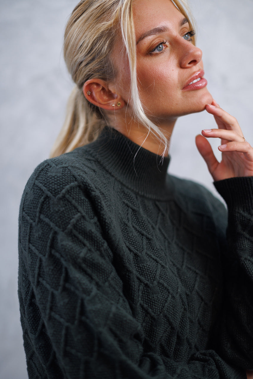 Harcour USA - Swuni Women's Pullover Sweater