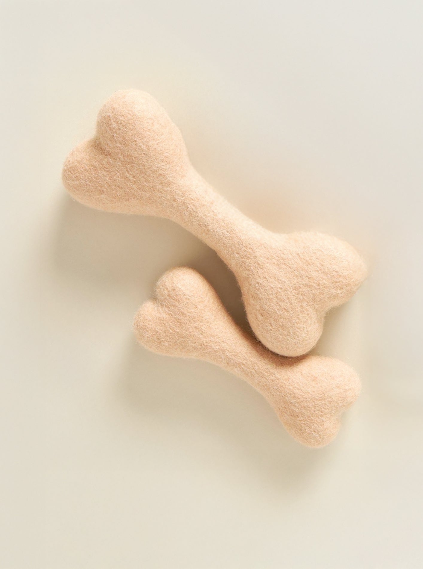 MODERNBEAST - Neutral Woolbone Dog Toy