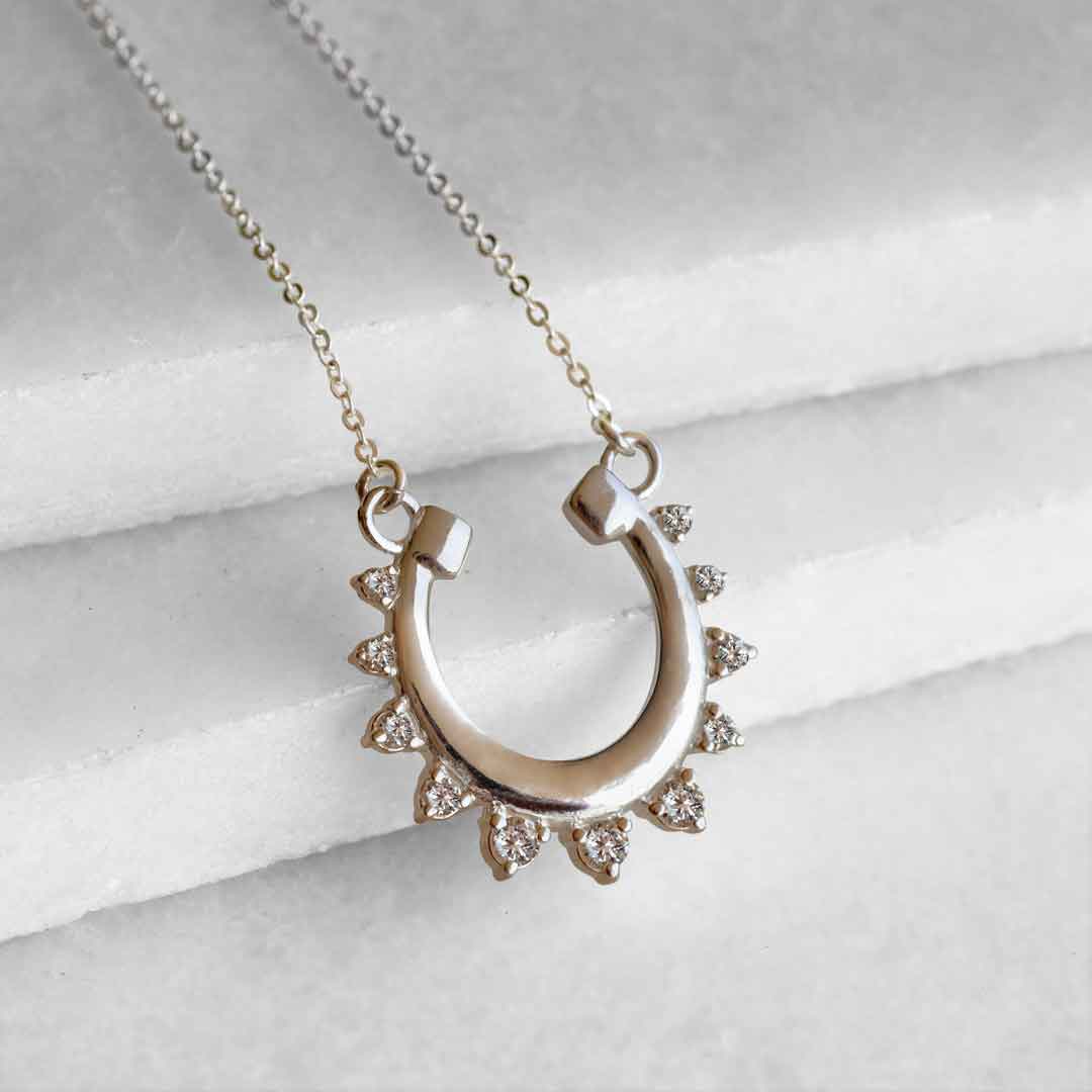 Urban Equestrian - Anola - Diamond Cut Horseshoe Necklace in Silver