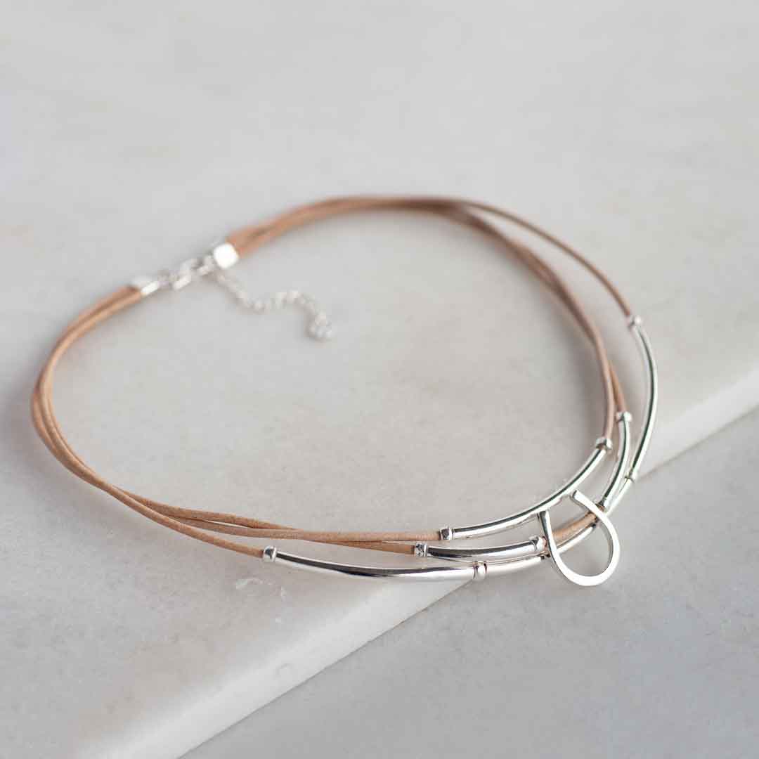 Urban Equestrian - Calista - Equestrian Horseshoe Necklace on Natural Leather