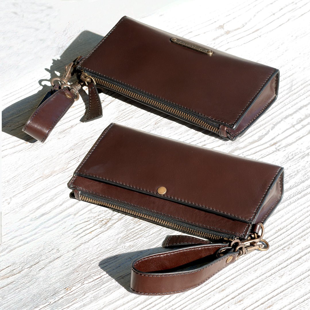 Urban Equestrian Caravel Wristlet Clutch - Luxury Leather Handbag in Deep Brown