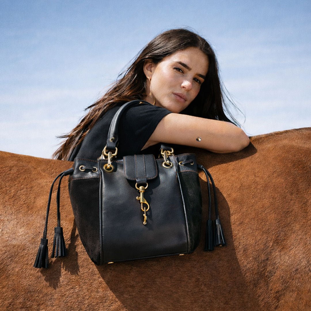 Urban Equestrian Cassidy - Luxury Leather Bucket Handbag in Black