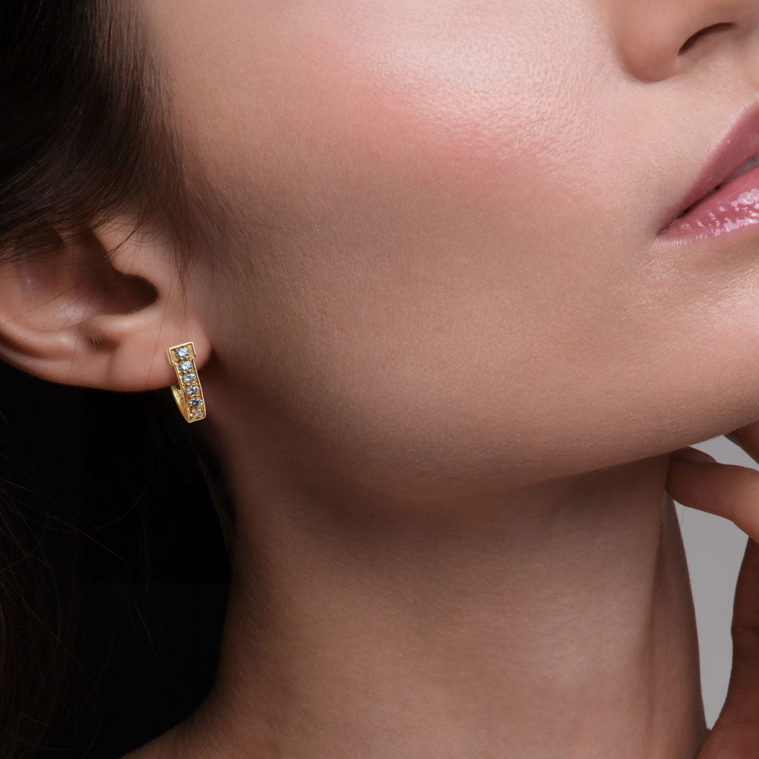 Urban Equestrian - Colton - Diamond Cut Horseshoe Coin Earring in Gold