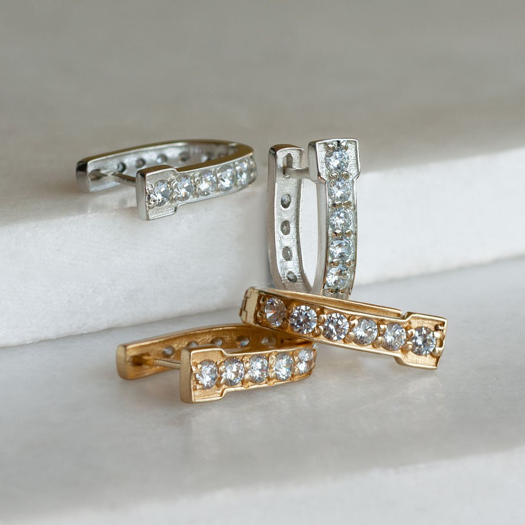 Urban Equestrian - Colton - Diamond Cut Horseshoe Coin Earring in Gold