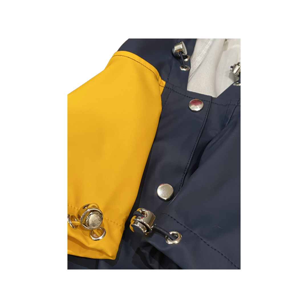 BESPOKE PAWS - Evan Water Repellant Pet Raincoat