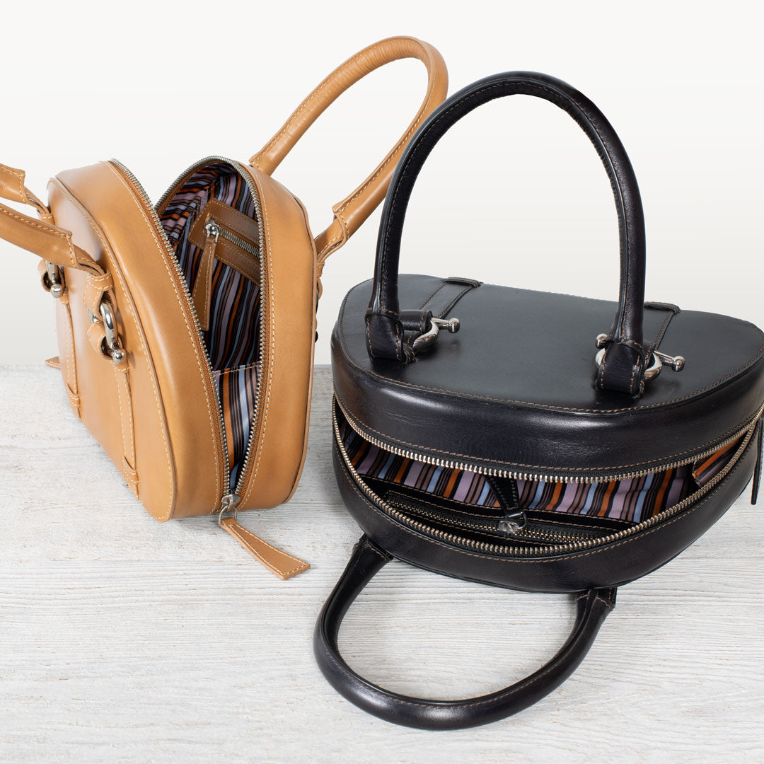 Urban Equestrian Kella - Horse Bit Vanity Luxury Leather handbag in Black