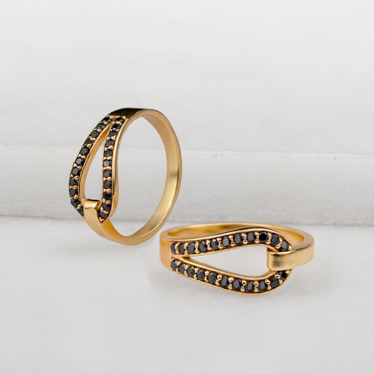 Urban Equestrian - Levade - Black Moissanite Equestrian Horseshoe Ring in Gold