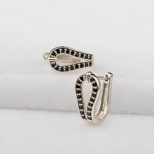 Urban Equestrian - Levade - Moissanite Black Stones Sterling Silver Horseshoe Earring