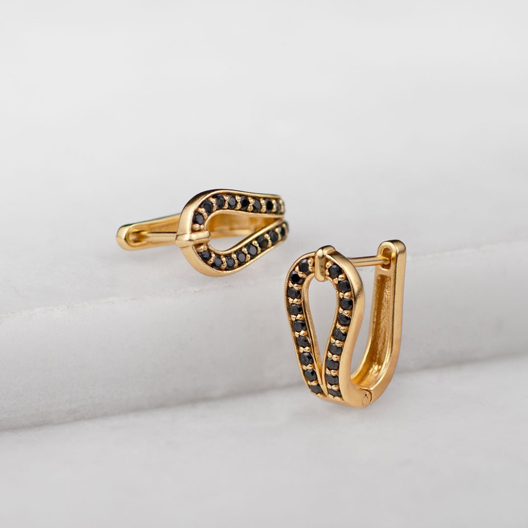 Urban Equestrian - Levade - Black Moissanite Horseshoe Equestrian Necklace in Gold