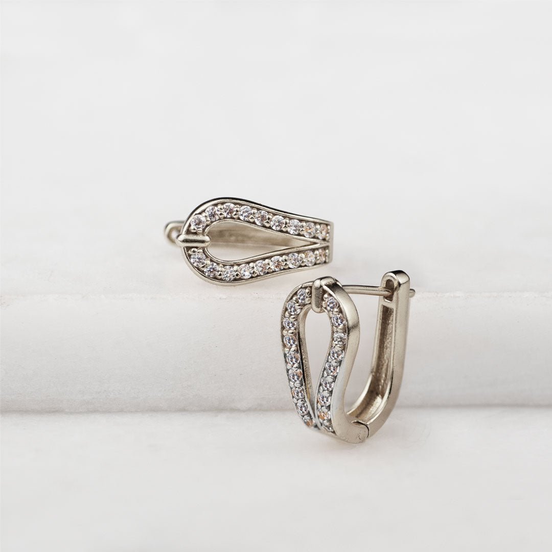 Urban Equestrian - Levade - Moissanite Horseshoe Equestrian Necklace in Silver