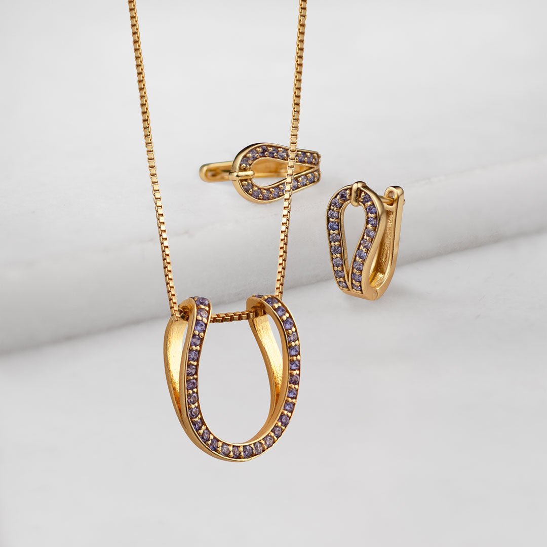 Urban Equestrian - Levade - Violet Moissanite Horseshoe Equestrian Necklace in Gold