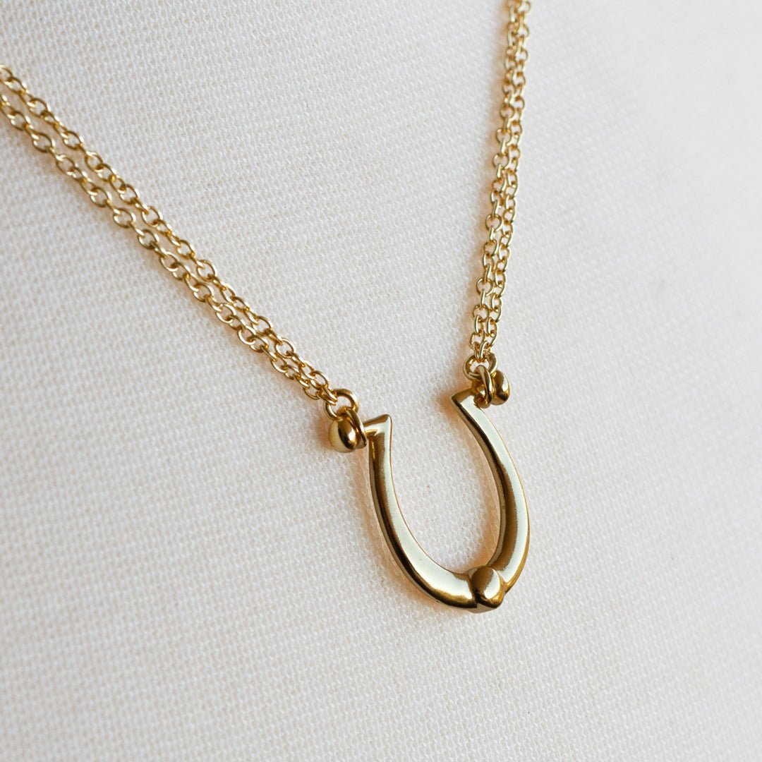 Urban Equestrian - Omega - Equestrian Horseshoe Necklace in Gold