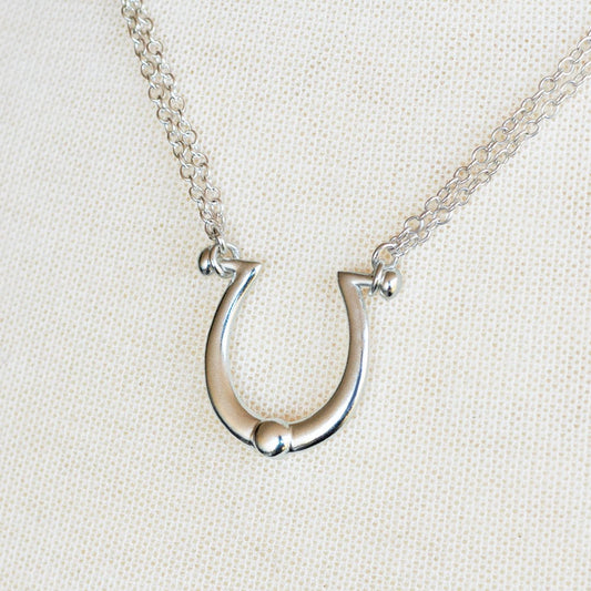 Urban Equestrian - Omega - Equestrian Horseshoe Necklace in Silver