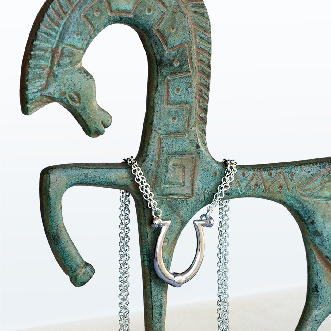 Urban Equestrian - Omega - Equestrian Horseshoe Necklace in Silver