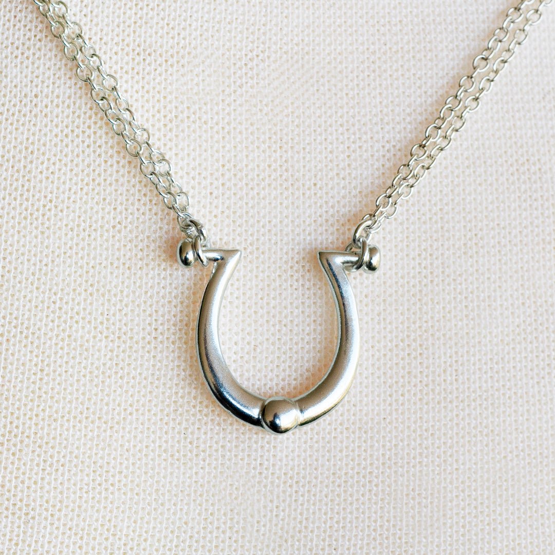 Urban Equestrian - Omega - Equestrian Horseshoe Necklace in Silver