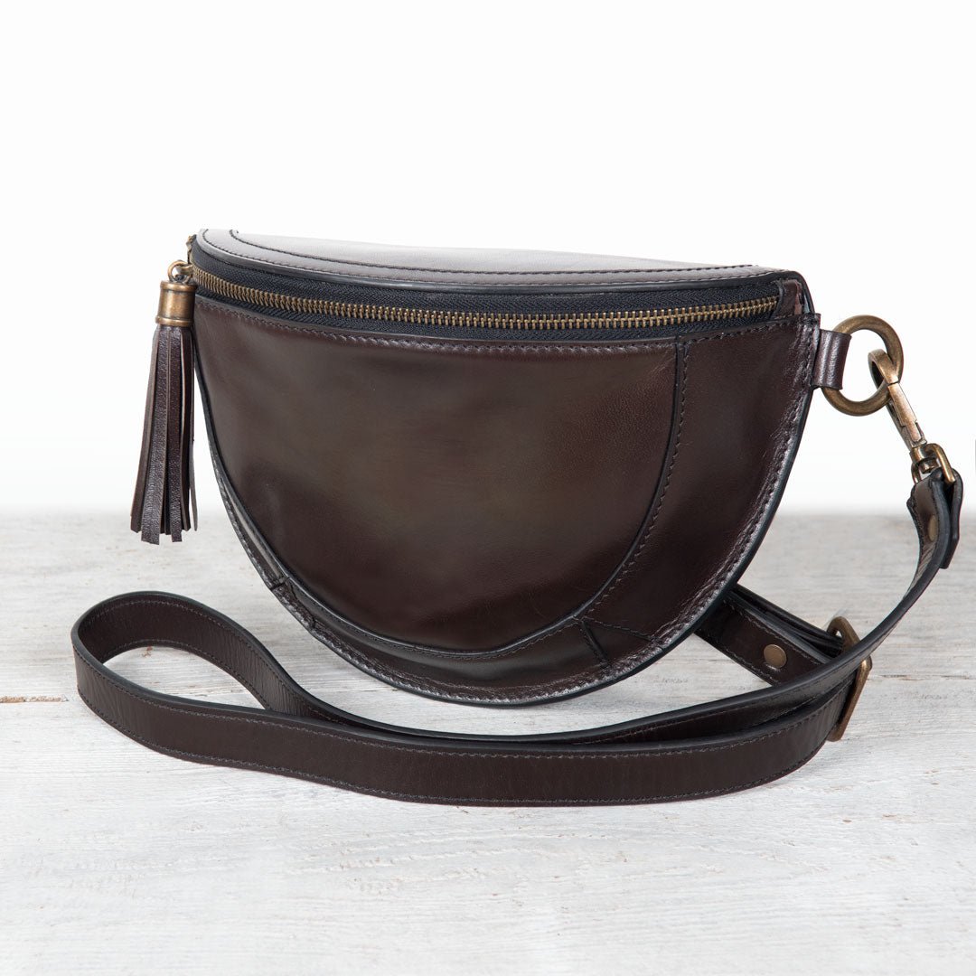 Urban Equestrian - Sonoma Sling Bag in Deep Brown