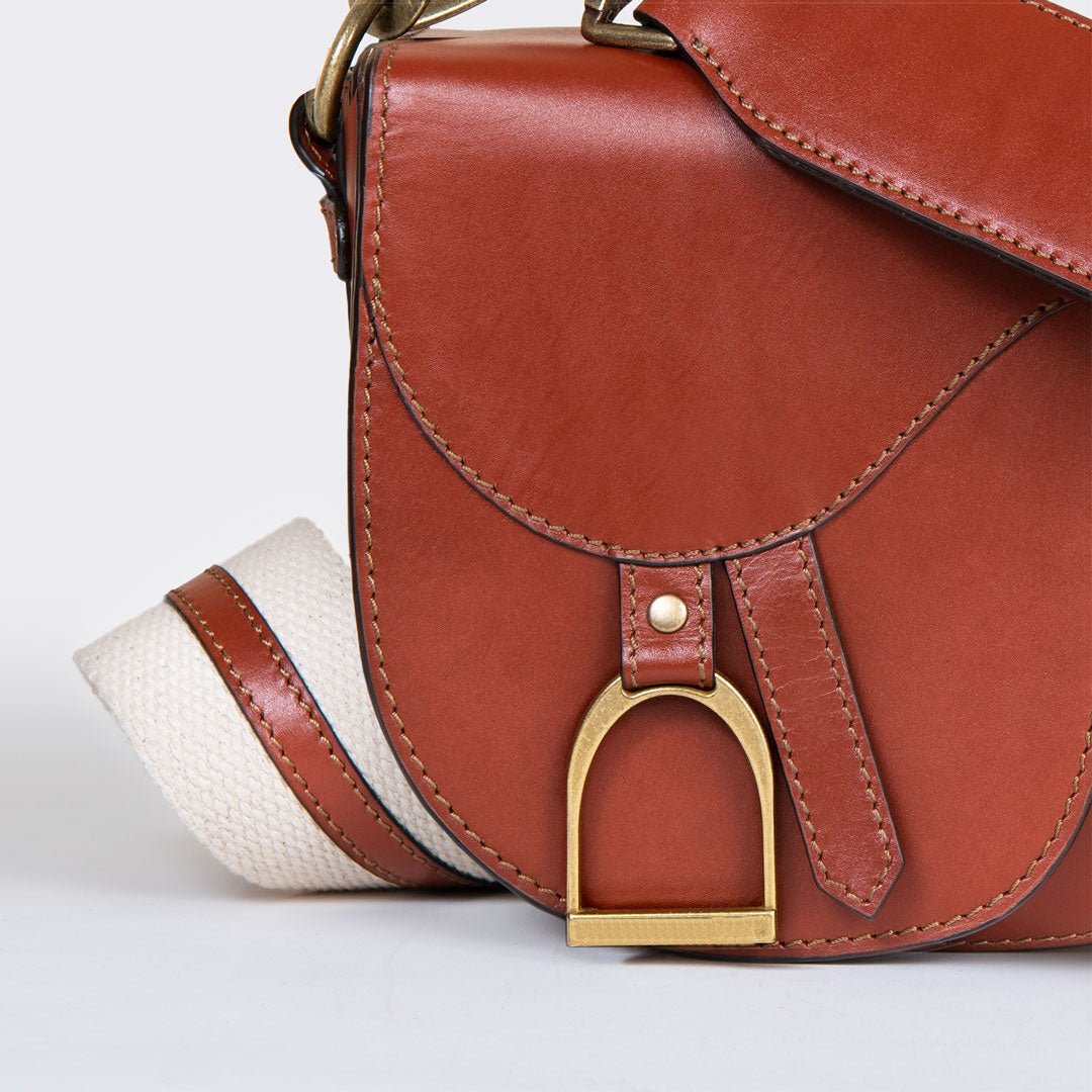 Urban Equestrian Signature Saddle Bag - Luxury Leather Handbag in Cognac