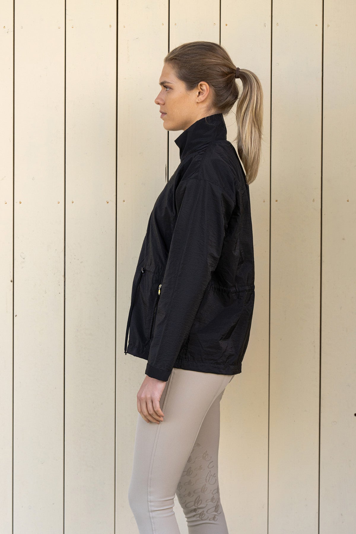 CALLIDAE - The Sports and Equestrian Windbreaker