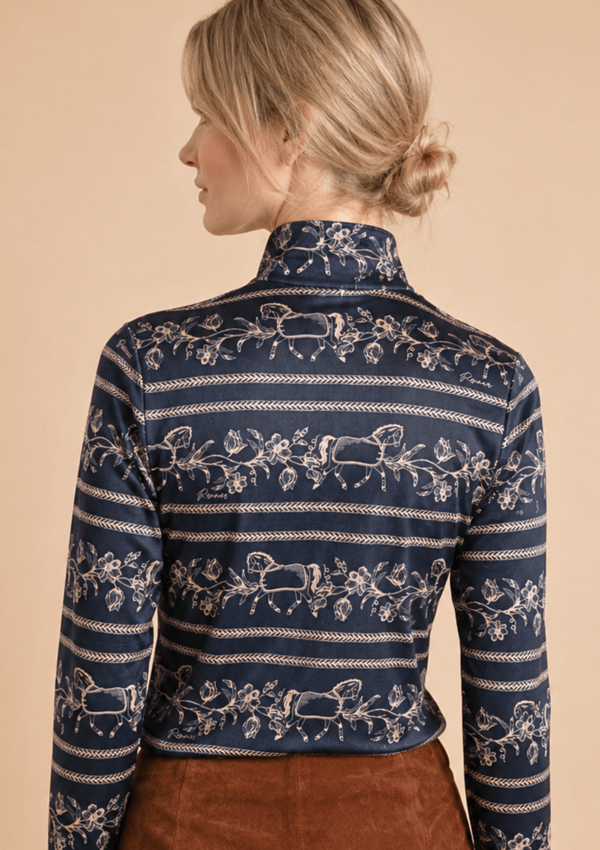 Rönner - Velvet Stretch Q-zip Pullover | Dancing Horses Print | Noir | Long Sleeve